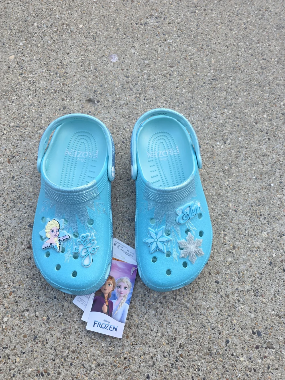 Croc X Disney Frozen Turquoise Kids Clog with Elsa Charms Youth 4y